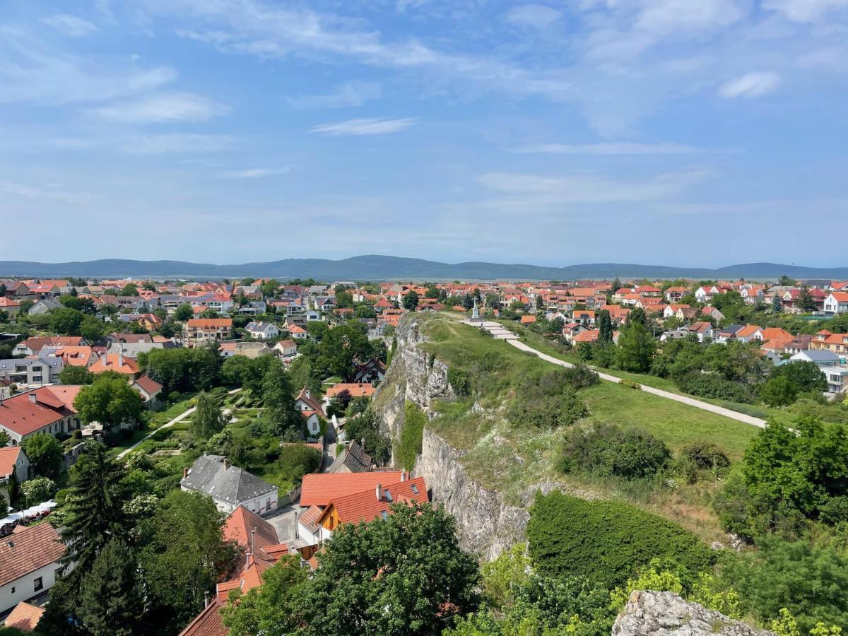 Ruttner Suite Veszprém المظهر الخارجي الصورة