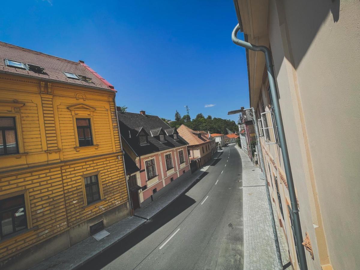 Ruttner Suite Veszprém المظهر الخارجي الصورة